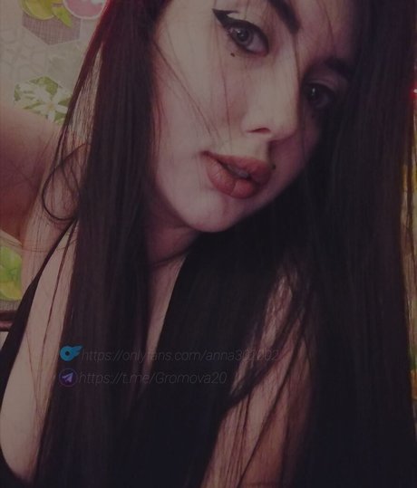 Anna Smykovskaya porn actress picture