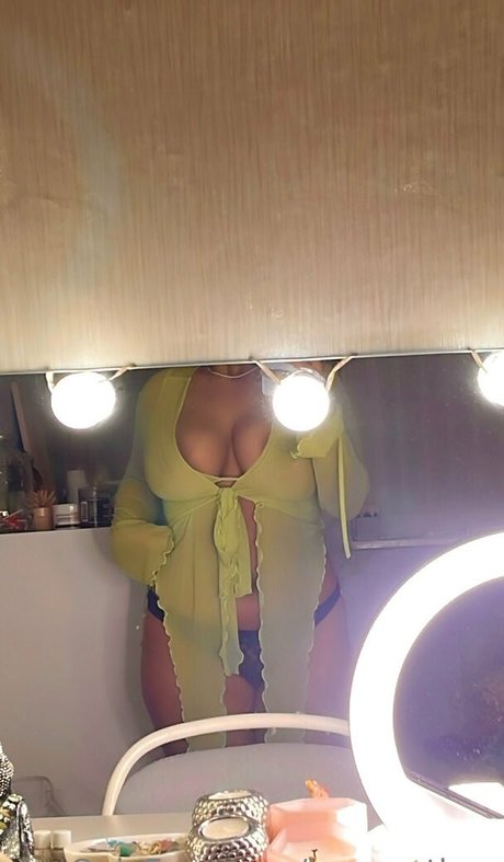 Keanna Theo star nude pics