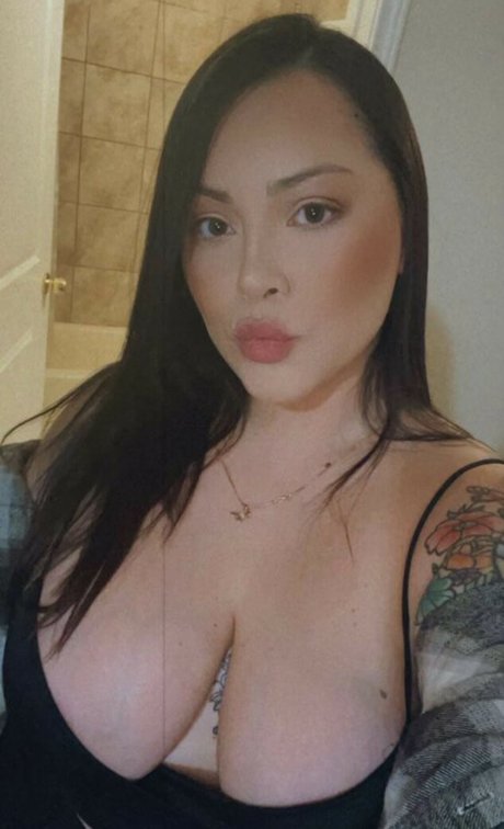 Rozzyrozzzz hot model archive