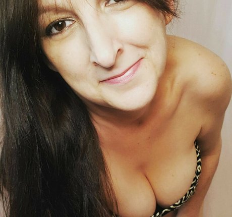 Vivian Ward pornstar adult pictures