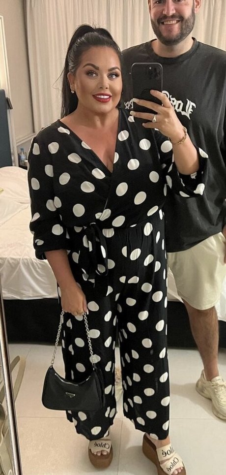 Scarlett Moffatt nude pornstar img