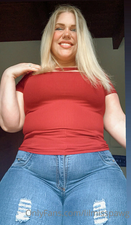 lilmisspawg pornstar nice image