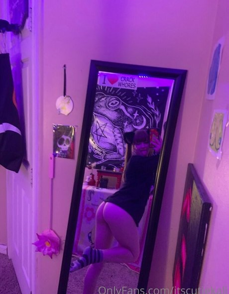 itscutiekali hot star picture