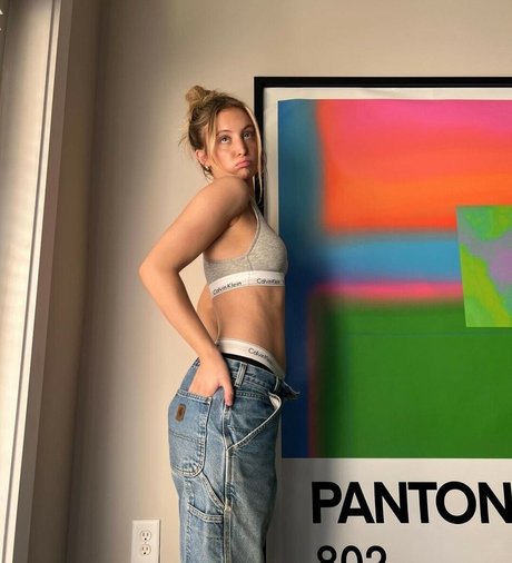 Riley Hubatka best model image