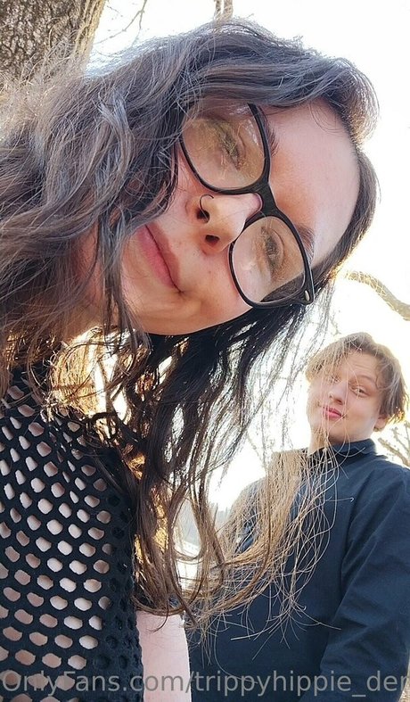 trippyhippie demise xxx pornstar img