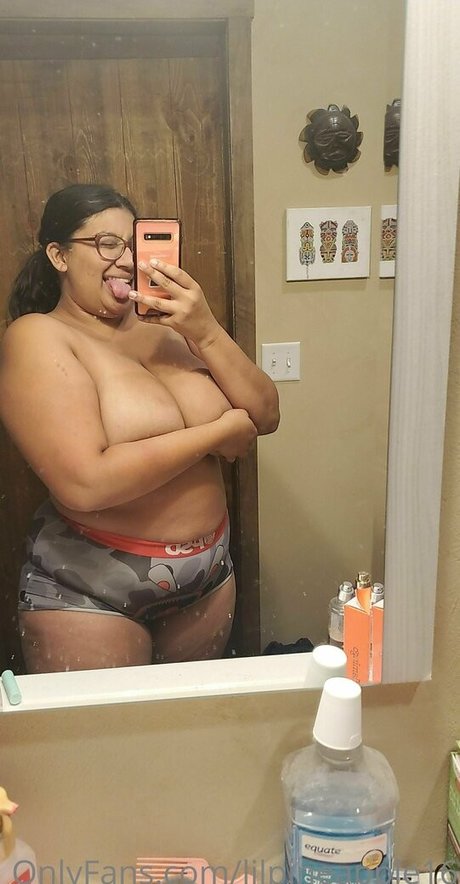 lilpineapple16 model porn photos