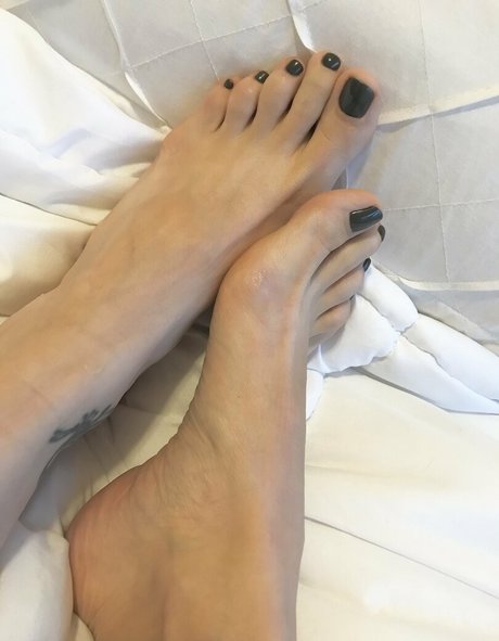 unconstrainedbyu art star pictures