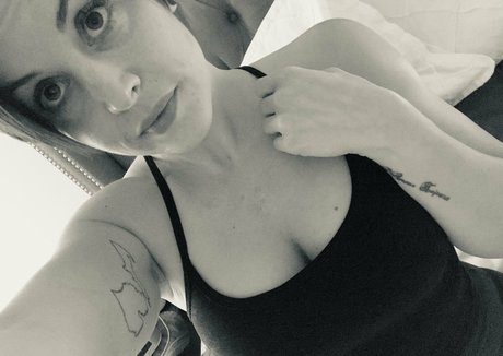 unconstrainedbyu best actress pics