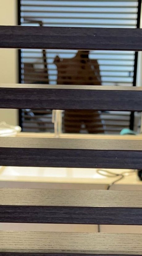 unconstrainedbyu naked actress galleries