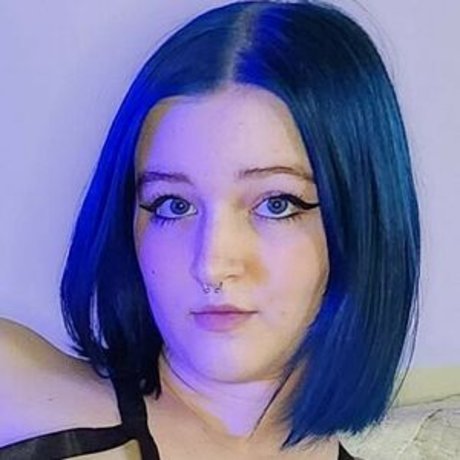 pixxie naked model pics