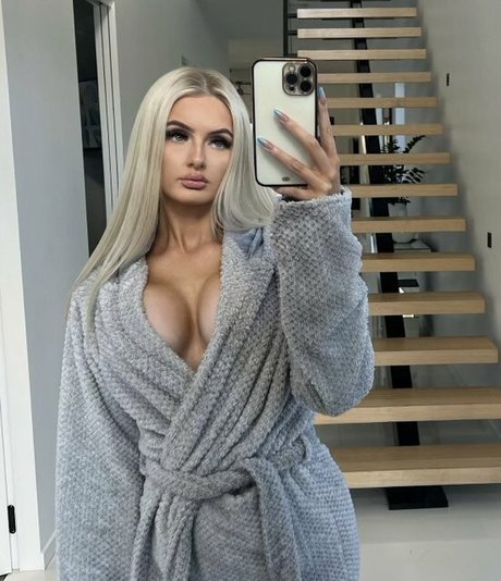 Sav xo pretty pornstar images