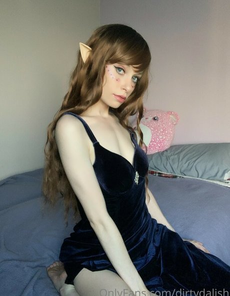 DirtyDalish nude actress photos