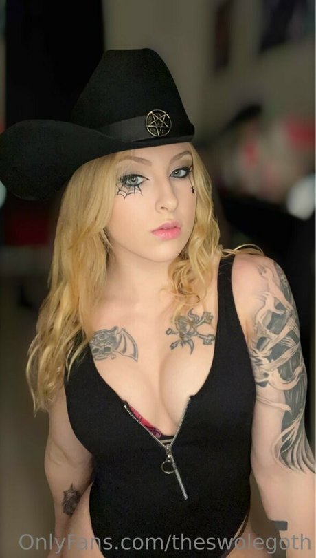 theswolegoth pornstar adult img