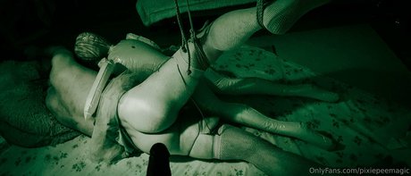 pixiepeemagic porn actress gallery