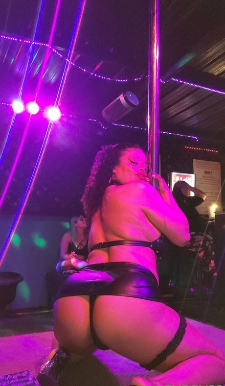 aligurlgypsy212 art star img