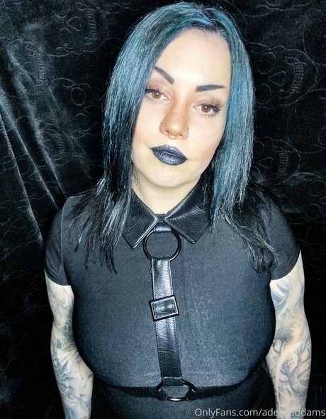 adellaaddams pretty star pic