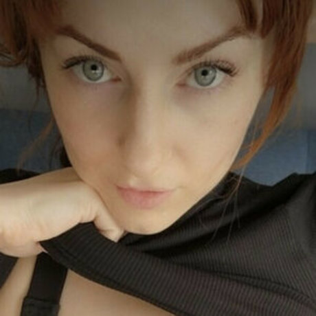 Gypsy Geek porn model image