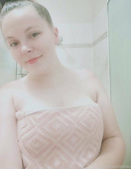 anastasialoveau erotic star img