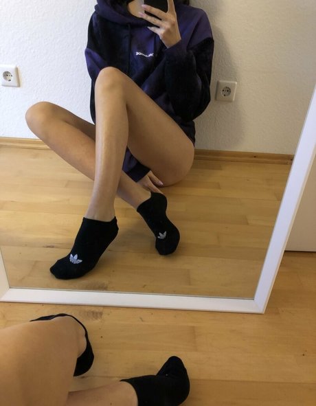 sarahs socks pornstar high quality pic