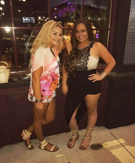 Tatiana Gianacopoulos model art pictures