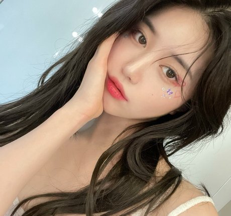 Lee Hayun pornstar beautiful image