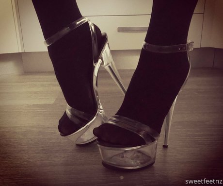 sweetfeetnz actress photo