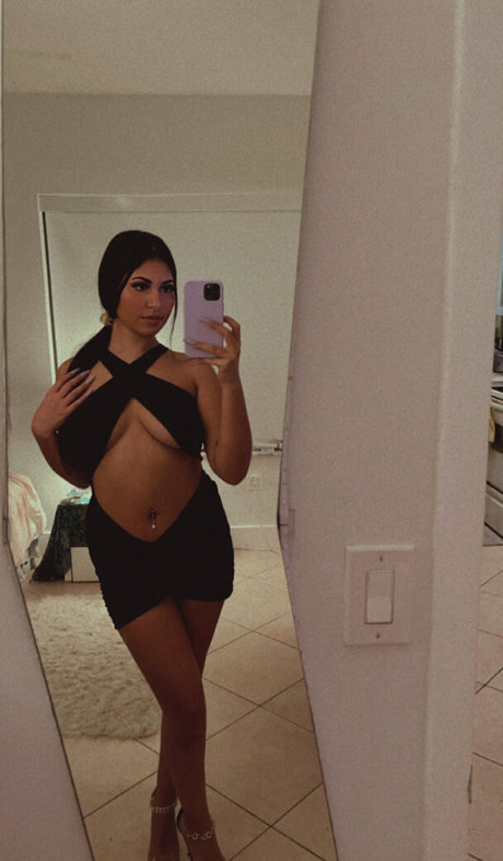 hannahsharpe18 pornstar hd images