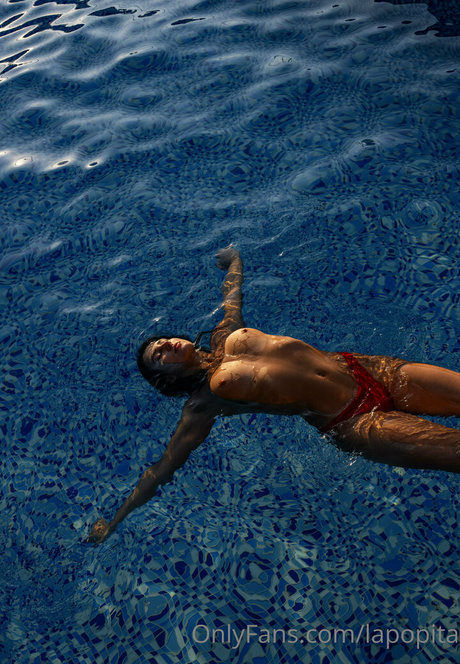 LaPopita art model archive