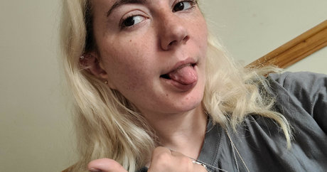 Sara Mills pornographic actress picture