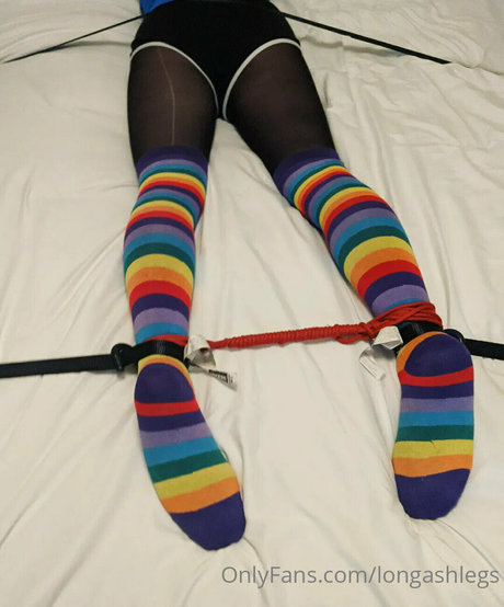 longashlegs art model photos