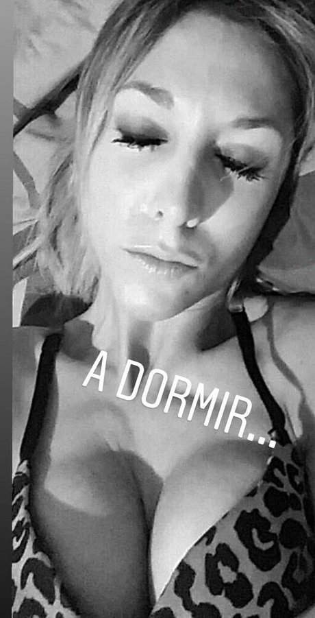 Daniela Fortinera hd model photo