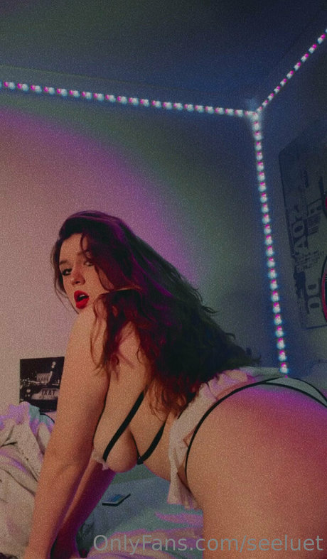seeluet star nudes pictures