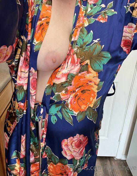 delilaheve pornstar hd pictures