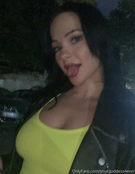 yourgoddess4ever model xxx picture