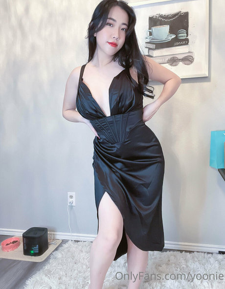 Yoonie free actress picture