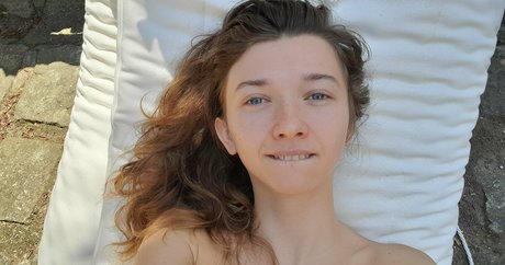 beeboo girl model perfect images