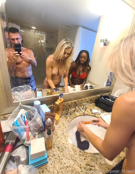 Naomi Foxxx nice actress galleries