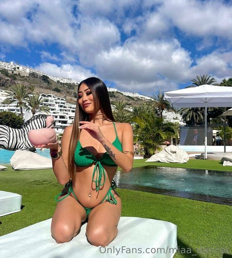 miaa dancer pornstar erotic photo