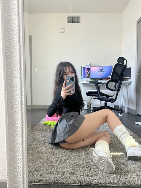 bbaybeebirkin exclusive actress photo