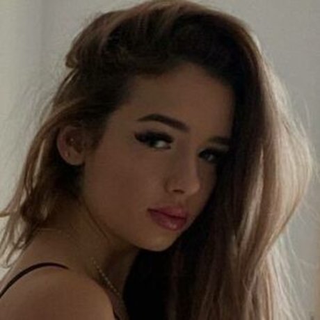 LENA GOLDSTEIN star nude archive