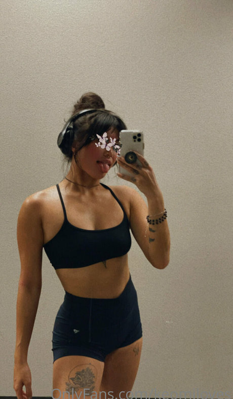 Keomiloves star exclusive archive