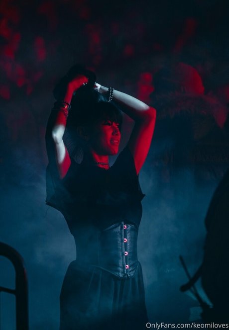 Keomiloves adult model img