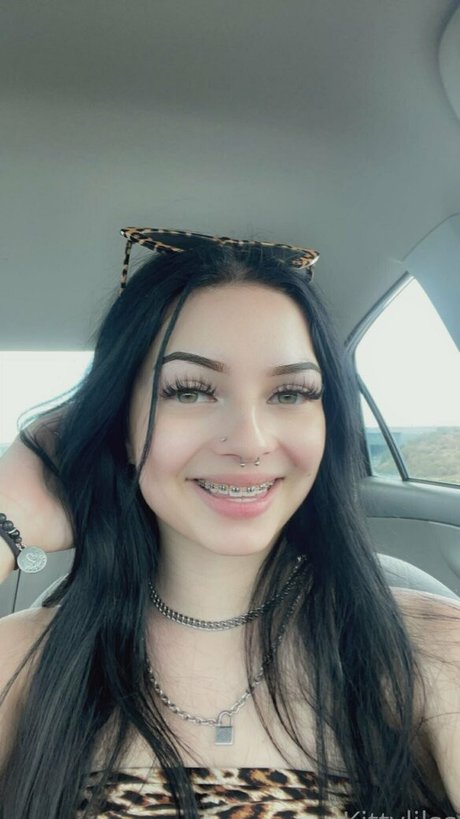 Lily B pornstar nudes archive