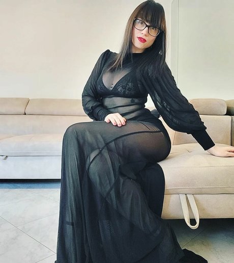 ledmad pornstar beautiful pic