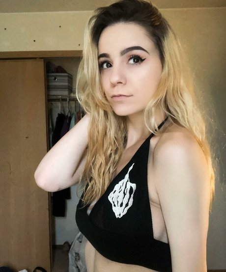 Skiddykiddy model free galleries