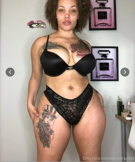 SaraGold star nude photos