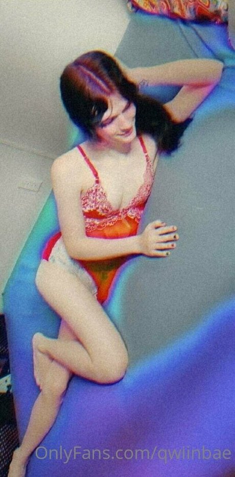 qwiinbae star adult image