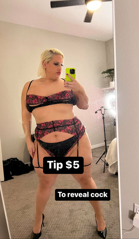 mommysvideos model images