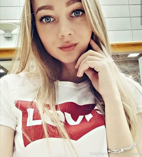 alinalovely star free photos