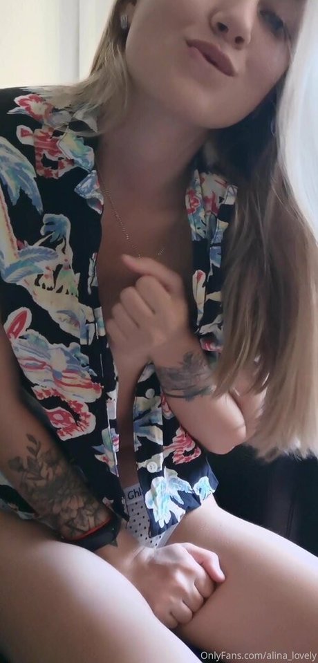 alinalovely model picture